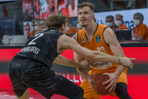 球队完成逆 球队完成逆